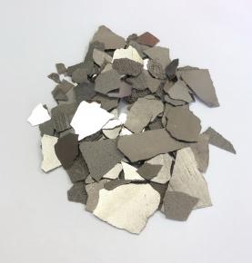 Mn metal flakes